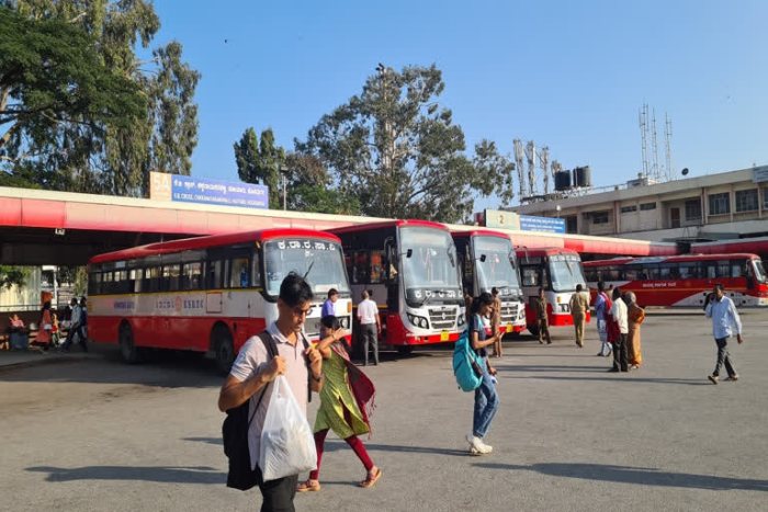 ST Bus :