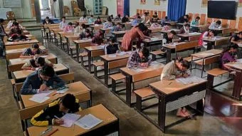HSC Board Exam: बारावी परीक्षेत कॉपीबहाद्दरांना दणका; 34 कर्मचाऱ्यांचे निलंबन तर 27 जणांवर गुन्हे दाखल