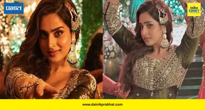 Ayesha Khan: ‘मी रडू लागले होते’…. आयशा खानने पीरियड्समध्ये ‘धुरंधर’मधील ‘शरारत’ गाण्याचं केलं शूटिंग