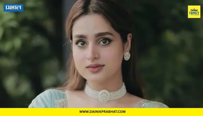 Ayesha khan : ‘धुरंधर’फेम अभिननेत्रीचा शॅाकिंग खुलासा; बॅालीवूडमध्ये खळबळ! म्हणाली “माझ्यासोबत…”