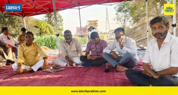 Deepak Paigude : फुलगावात माजी आमदार दीपक पायगुडेंचे आंदोलन; रस्ता नूतनीकरणाला तीव्र विरोध