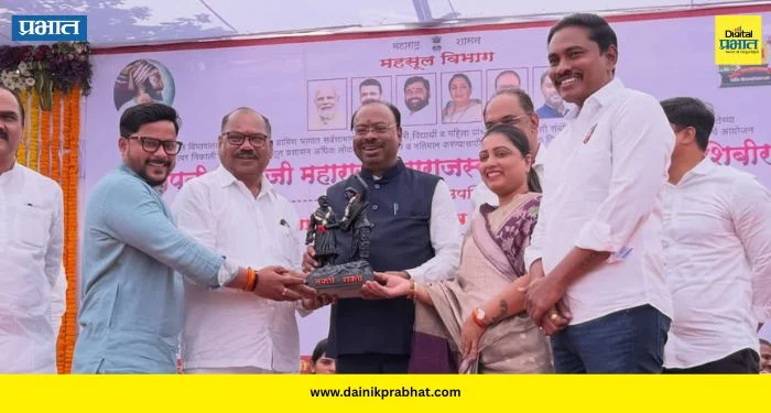 Wagholi News : महसूल यंत्रणा पोहोचणार प्रत्येक गावापर्यंत; लोणीकंदमध्ये ‘महसूल समाधान शिबिरा’ला बावनकुळे यांची भेट
