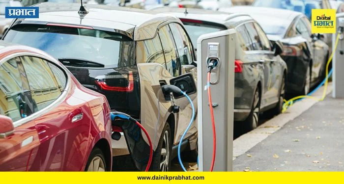 Electric Vehicles : अक्षय तृतीयेला वाहन घेताय? इलेक्ट्रिक वाहनांवर ऑफर्सचा वर्षाव; विक्रेत्यांनी केली मोठी घोषणा