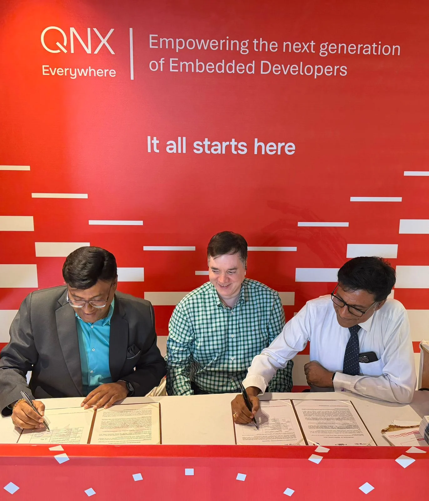 Trinity College-QNX MoU: ट्रिनिटी कॉलेजचा QNX कंपनीसोबत सामंजस्य करार; विद्यार्थ्यांना ट्रेनिंग, इंटर्नशिप आणि प्लेसमेंटच्या संधी