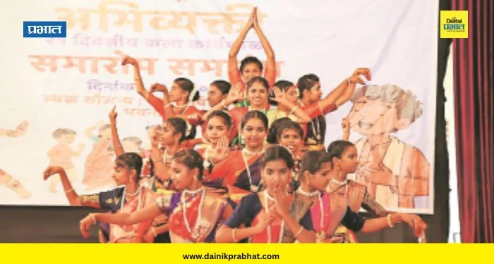 Pimpari News : बालकलाकारांच्या सादरीकरणांनी रंगली कार्यशाळा; शिळिंब इन्स्टिट्यूटमध्ये १३० विद्यार्थ्यांचे सादरीकरण