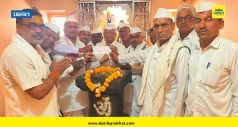 Newasa News : जगदगुरू तुकोबाराय निजधाम संस्थेच्यावतीने संत ज्ञानेश्वर महाराज देवस्थानला 5 लाखांचा निधी सुपूर्त