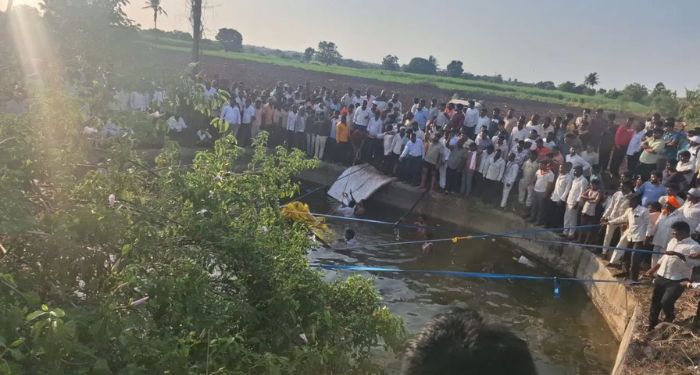 Solapur Accident