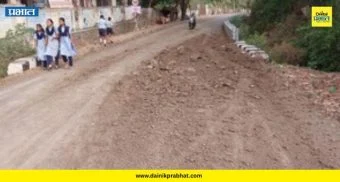 Paud Kolwan Road: डंपरचालकाचा बेधुंद कारभार! ब्रेक दाबला अन् पौड रस्ता दगड-मातीने झाकला; पाहा काय घडलं?