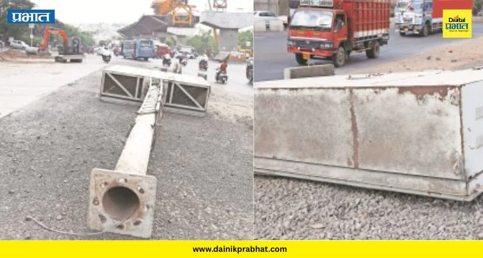 PMC Negligence: स्मार्ट सिटीचा खेळखंडोबा! ‘व्हीएमडी’ स्क्रीन रस्त्याच्या कडेला; पालिकेकडून मालमत्तेची उधळपट्टी?