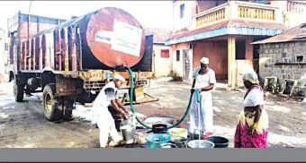 Pune District : पुरंदरमधील १० गावांना टँकरने पाणीपुरवठा