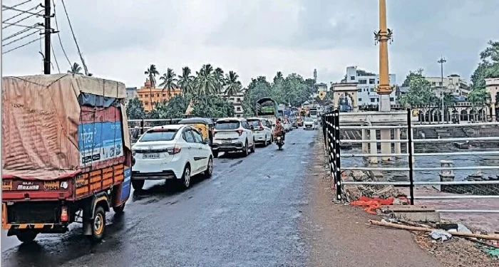 Pune District : ‘वाय जंक्शन’ पूल वाहतुकीसाठी पूर्ववत
