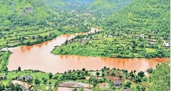 Pune District : 'हिरवाई' अनुभवण्यासाठी पर्यटकांची झुंबड