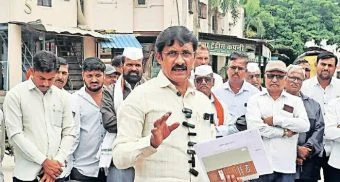 Pune District : दूध भेसळ प्रकरणाची मुळापर्यंत चौकशी करा! दोषींना कोणताही राजकीय आश्रय नको : देवदत्त निकम