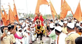 Pune District : पावनभूमीत पहिले मानाचे उभे रिंगण