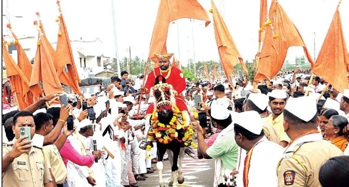Pune District : पावनभूमीत पहिले मानाचे उभे रिंगण