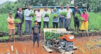 Pune District : कृषी यांत्रिकीकरण, चारसूत्री भात लागवडीचा राजगडमध्ये यशस्वी पॅटर्न
