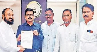 Pune District : नगरपरिषद हद्दीत स्वतंत्र प्रॉपर्टी कार्ड द्या; जमाबंदी आयुक्त नावल यांना निवेदन