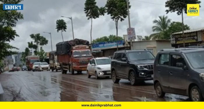 Alandi Traffic: पालखी मार्गावर प्रवाशांचे हाल! अलंकापुरम रस्त्यावर वाहतूक कोंडी नित्याची; प्रशासनाचे दुर्लक्ष