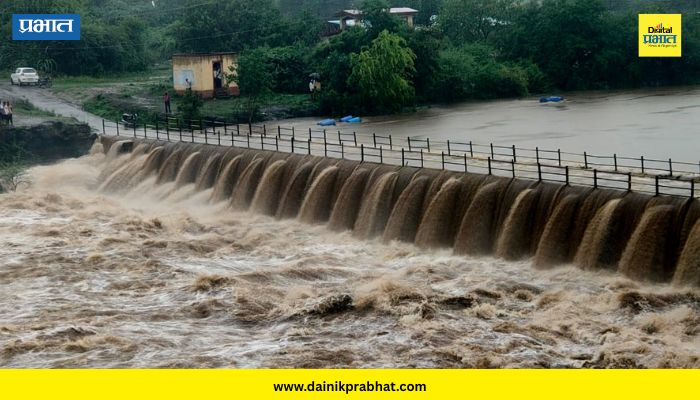 Pune District : घोडनदीला पूर, बेल्हे- जेजुरी राज्यमार्ग पाण्याखाली गेल्याने वाहतूक विस्कळीत