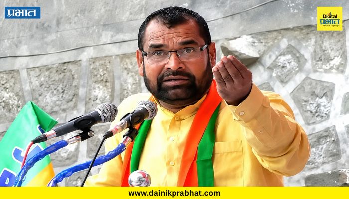 Sadabhau Khot : सदाभाऊ खोतांच्या वक्तव्याने संताप! आंदोलकांना आतंकवाद्यांची उपमा म्हणाले "केंद्रात नरेंद्र, राज्यात देवेंद्र आणि शिक्षणात धर्मेंद्र"