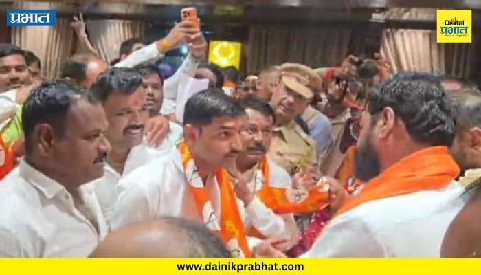 Nevase News : उबाठा सेनेला अखेरचा ‘जयमहाराष्ट्र’! नेवाश्यातील शेकडो शिवसैनिकांचा शिंदेसेनेत प्रवेश