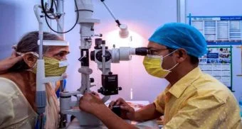 Pune District : मोफत नेत्र चिकित्सा शिबिराला उत्स्फूर्त प्रतिसाद