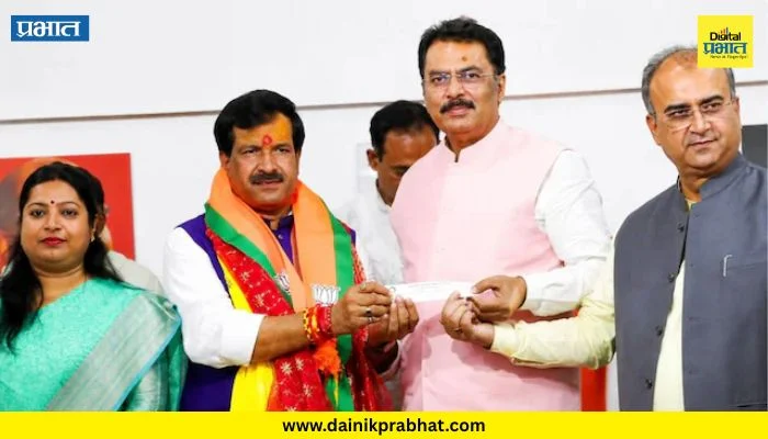 Political News : मोठी घडामोड..! माजी मुख्यमंत्र्यांच्या विश्वासू नेत्यानं साथ सोडली; राजकीय वर्तुळात खळबळ