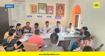 Pune Gramin : चिंबळीत विशेष मतदार यादी पुनर्रचना मोहिमेला नागरिकांचा उत्स्फूर्त प्रतिसाद; 50 टक्के काम पूर्ण