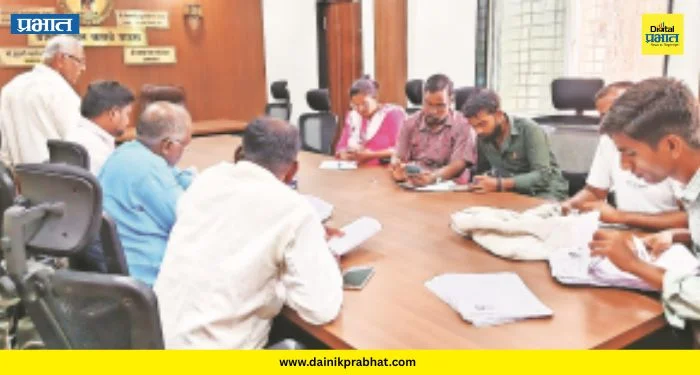 BLO Negligence: “मी जिथे आहे तिथेच या!” बीएलओच्या उलट उत्तराने पाटसकर संतप्त; थेट जिल्हाधिकाऱ्यांकडे तक्रार