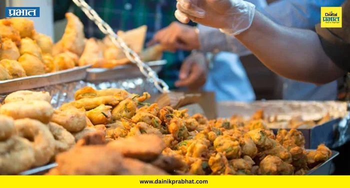 Street Food: नागरिकांच्या आरोग्याशी खेळ! उघड्यावर होतेय खाद्यपदार्थांची विक्री; कारवाईची मागणी
