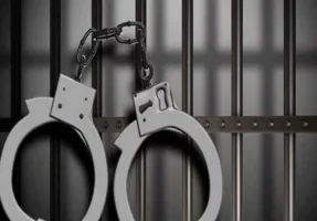Kamshet : पर्यटकांकडून खंडणी प्रकरणी आरोपींना १३ जुलैपर्यंत पोलीस कोठडी
