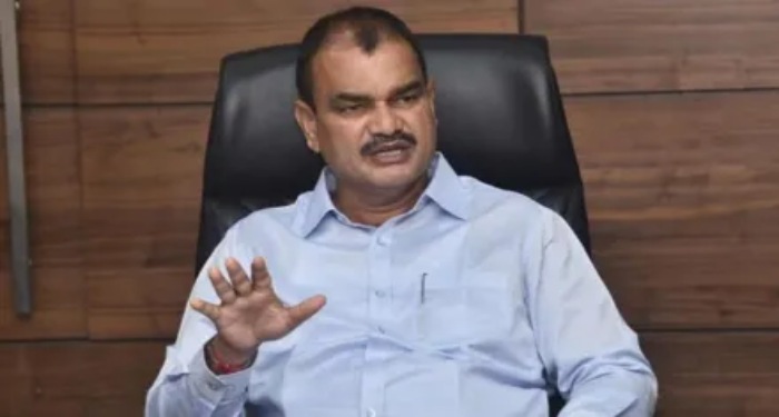Pune District : वारकऱ्यांच्या सेवेत कसूर नको : कृषिमंत्री दत्तात्रय भरणे, पाच संताच्या पालख्या; १६ मुक्काम