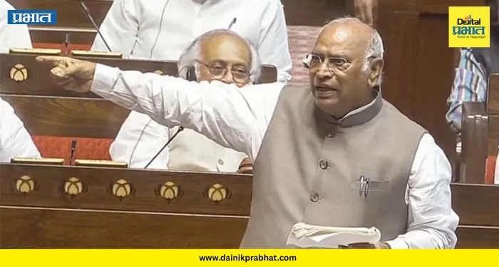 Mallikarjun Kharge : राज्यसभेत मनुस्मृतीच्या उल्लेखावरून प्रचंड गदारोळ; खरगे यांची टिप्पणी कामकाजातून वगळली