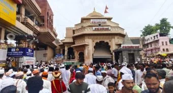 Pandharpur News : पंढरीत 20 लाखांवर भाविकांची मांदियाळी; गोपाळपुराच्या पुढे सात किमीपर्यंत दर्शनरांग