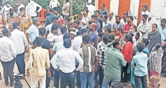 Moshi Accident : नातेवाईक शोकसंतप्‍त; चार दिवसाची प्रतिक्षा अखेर हाती मृतदेह