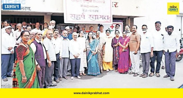 Phaltan: क्रांतीसूर्य प्रतिष्ठानतर्फे वारकर्यांना औषधांचे वाटप