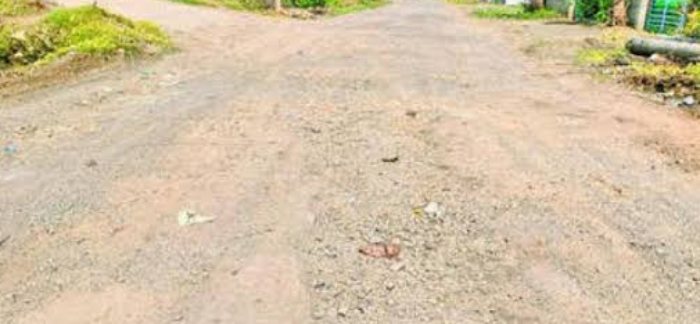 Jambut News: जांबूतमध्ये रस्ते रुंदीकरणाच्या संथ कारभारावर ग्रामस्थ आक्रमक; अल्टिमेटम देत दिला आंदोलनाचा इशारा