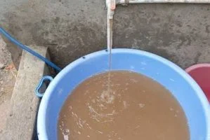 Turbid Water : गढूळ पाणीपुरवठ्यामुळे आरोग्याचा प्रश्न ऐरणीवर