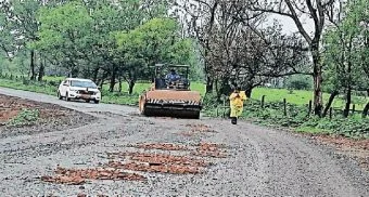 Pune District : भीमाशंकर मार्ग खड्डेमुक्त करण्यासाठी प्रशासनाची धडपड