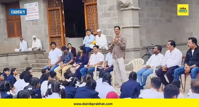 Shirur News : सेंट जोसेफ स्कूलच्या विद्यार्थ्यांची हिवरे बाजारला शैक्षणिक भेट; पद्मश्री पोपटराव पवार यांनी दिला यशस्वीतेचा मंत्र
