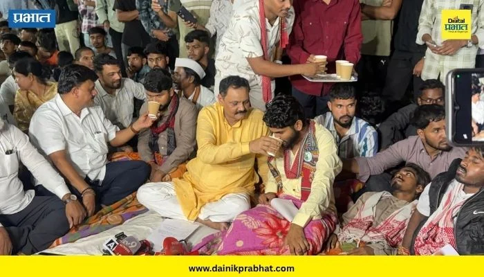 Pune Adivasi Students Protest : आदिवासी विद्यार्थ्यांचे आंदोलन १७ दिवसांनंतर स्थगित! ‘या’ कालावधीपर्यंत मागण्या मान्य न झाल्यास थेट ‘वर्षा’ निवासस्थानी आंदोलना इशारा