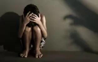Pimpri: अनोळखी व्‍यक्‍तीची मदत घेणे पडले महागात! मदतीच्‍या बहाण्याने देहव्‍यापाराच्या दलदलीत ढकलण्याचा प्रयत्न