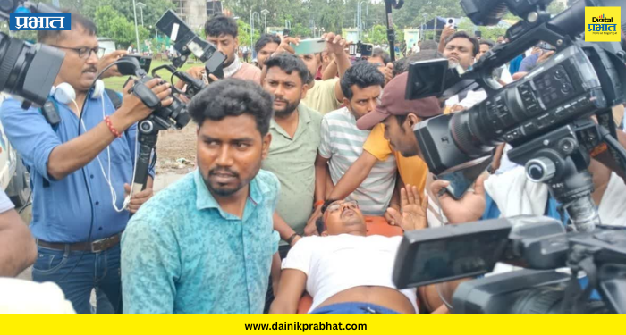 Bihar Students Protest : उपोषणकर्त्या विद्यार्थी नेत्याची प्रकृती खालावली; राहुल क्रांती रुग्णालयात दाखल