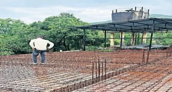 Pune District : भैरवनाथ विद्यालयाचा गळणारा स्लॅब नव्याने बांधला