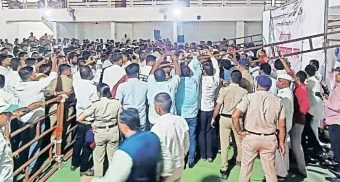 Pune District : घोडगंगा कारखान्याच्या वार्षिक सभेत गोंधळ