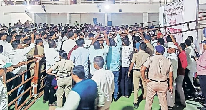 Pune District : घोडगंगा कारखान्याच्या वार्षिक सभेत गोंधळ