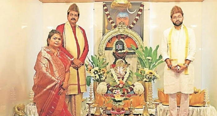 Pune District : विघ्नहर्त्याने दुष्काळाचे विघ्न दूर करावे; हर्षवर्धन पाटलांचे श्रीगणरायाला साकडे