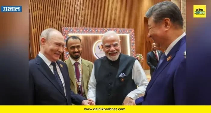 BRICS Summit 2026 : मोदींनी पुतिन-जिनपिंग यांचे हात हातात घेतले; ब्रिक्समधील फोटोची जगभर चर्चा