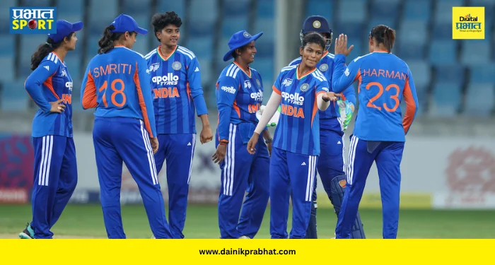 India Beat Pakistan : भारताने पाकिस्तानचा धुव्वा उडवत नोंदवली विजयाची हॅट्ट्रिक! हरमनप्रीत कौरने षटकाराने संपवला सामना