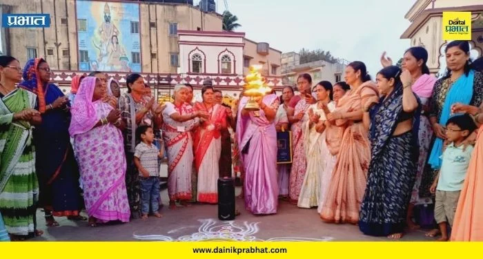 Indrayani Aarti : आळंदीत इंद्रायणी नदी घाटावर उत्साहात इंद्रायणी आरती